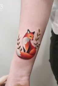 很可爱的一列红色小狐狸cq9电子制图片